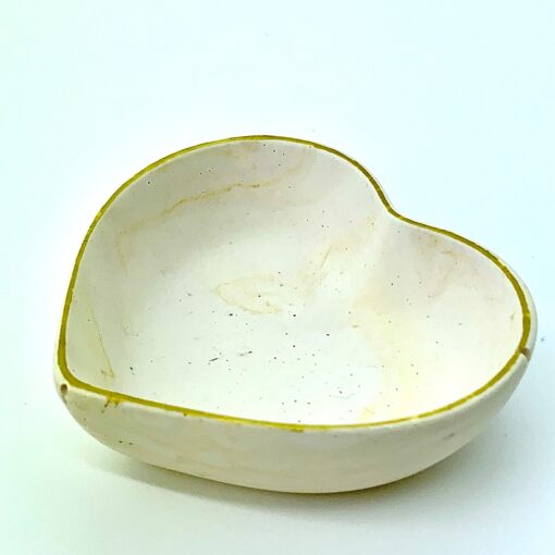 Hjerteskål - cremefarvet med marmorering og guldkant