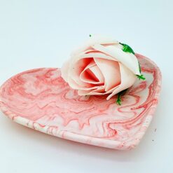 Lav hjerteskål - lyserød med hvid marmorering