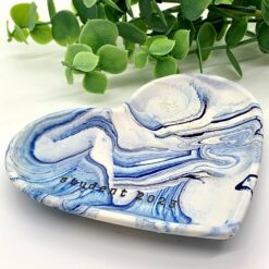 Lav hjerteskål - hvid og blå marmorering med 