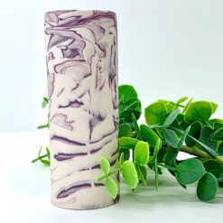 Høj rund vase - hvid med lilla marmorering