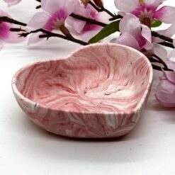 Hjerteskål - hvid med pink marmorering